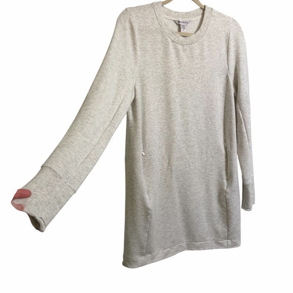 Athleta Coaster Luxe Sweatshirt Dress Grey and White Size Medium with Pockets - Picture 3 of 6